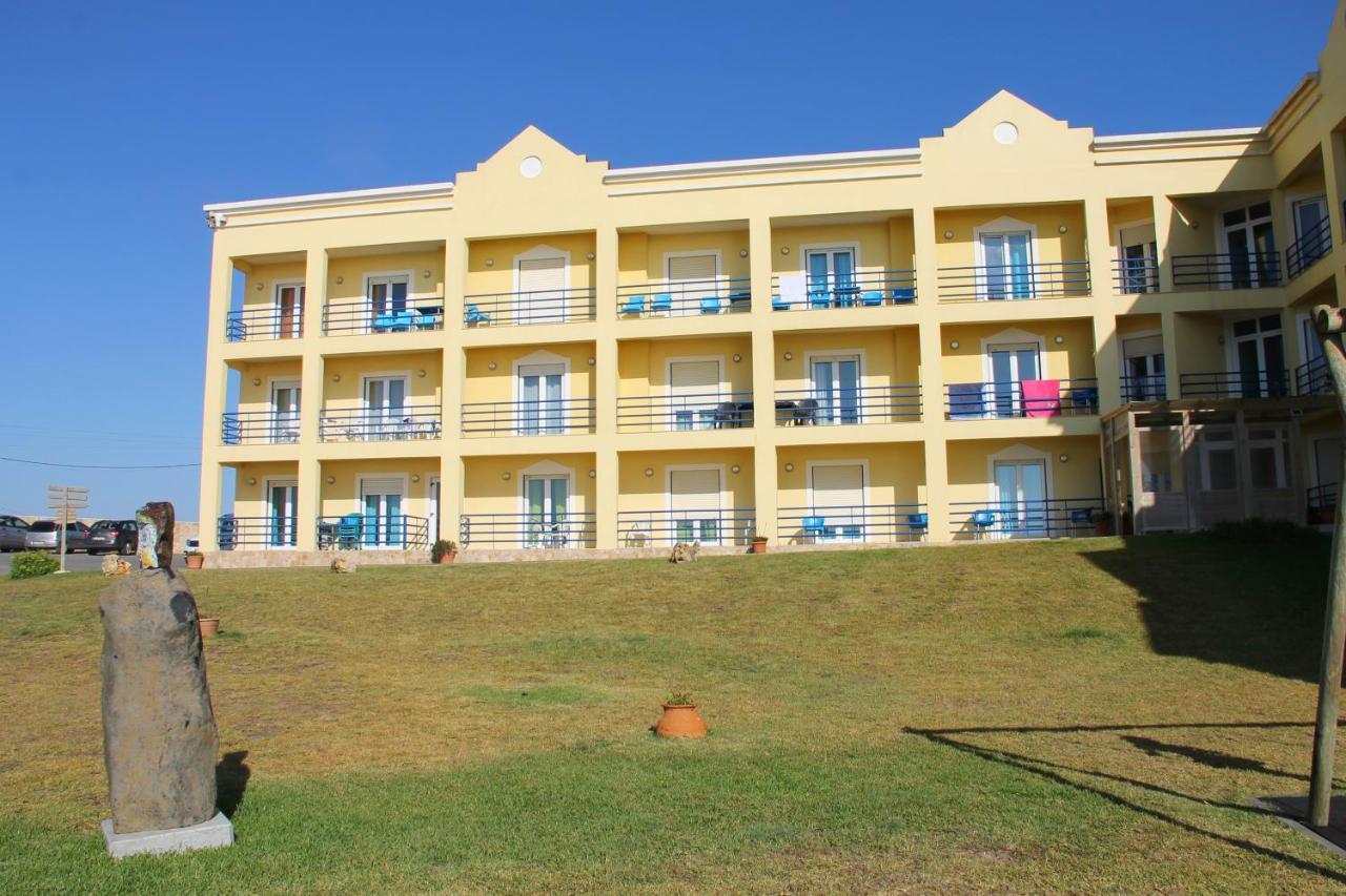 Hotel Apartamento Praia Azul Silveira  Exterior photo
